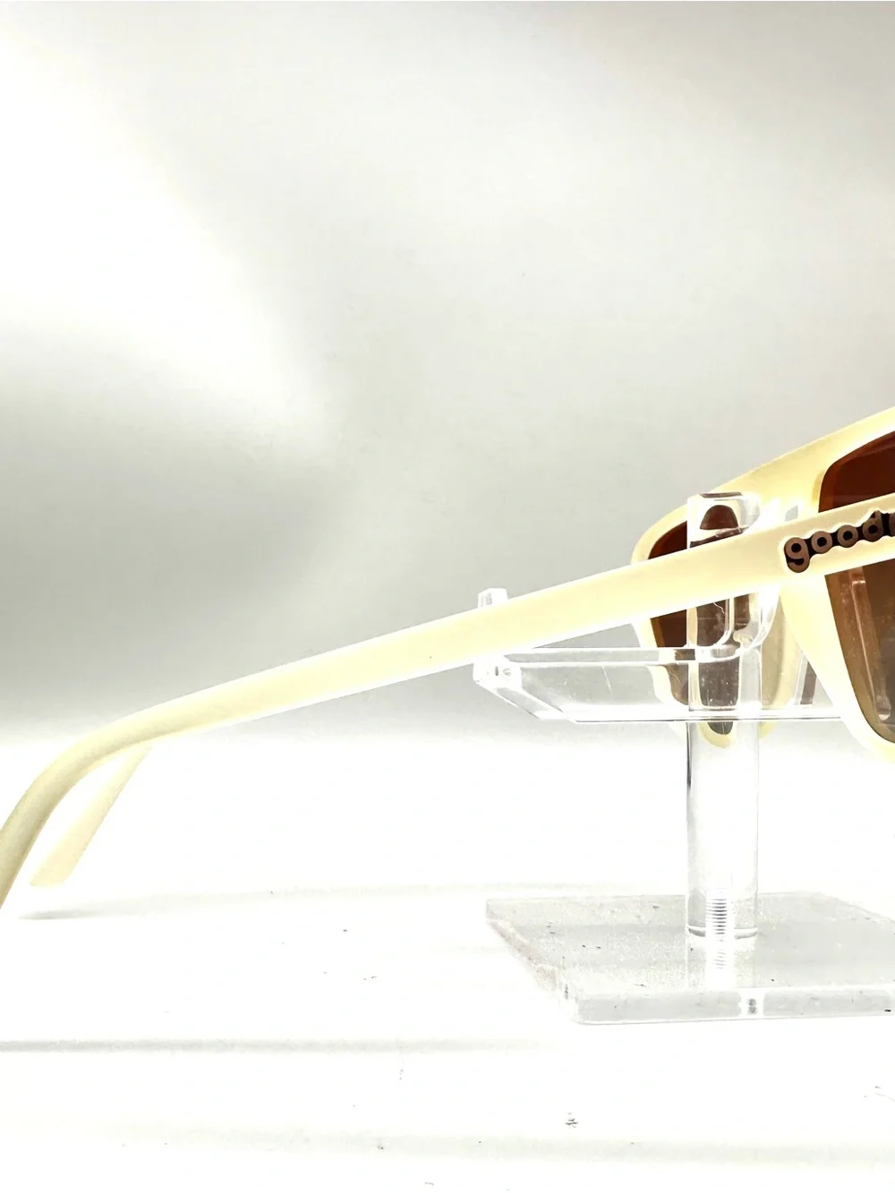 Goodr Mach G Sunglasses Impromptu Disco Nap Cream Aviator Polarized Lenses 5K5